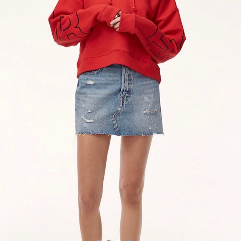 Levi’s high-rise jean mini skirt